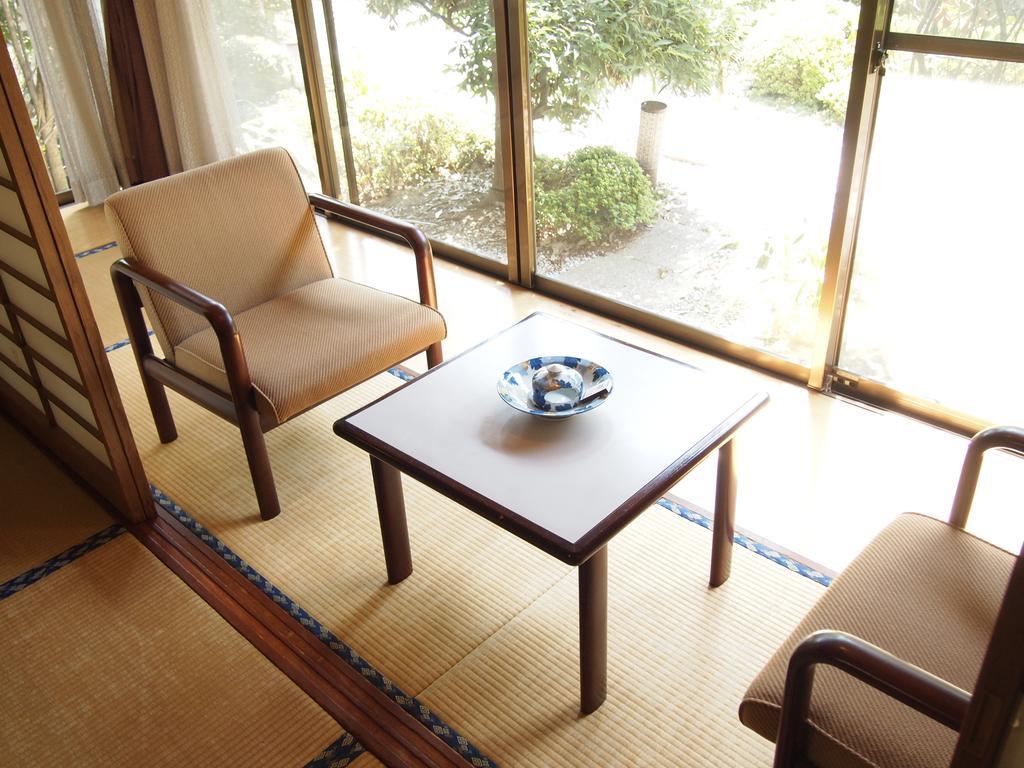 Fuefuki Hotel Ukai חדר תמונה